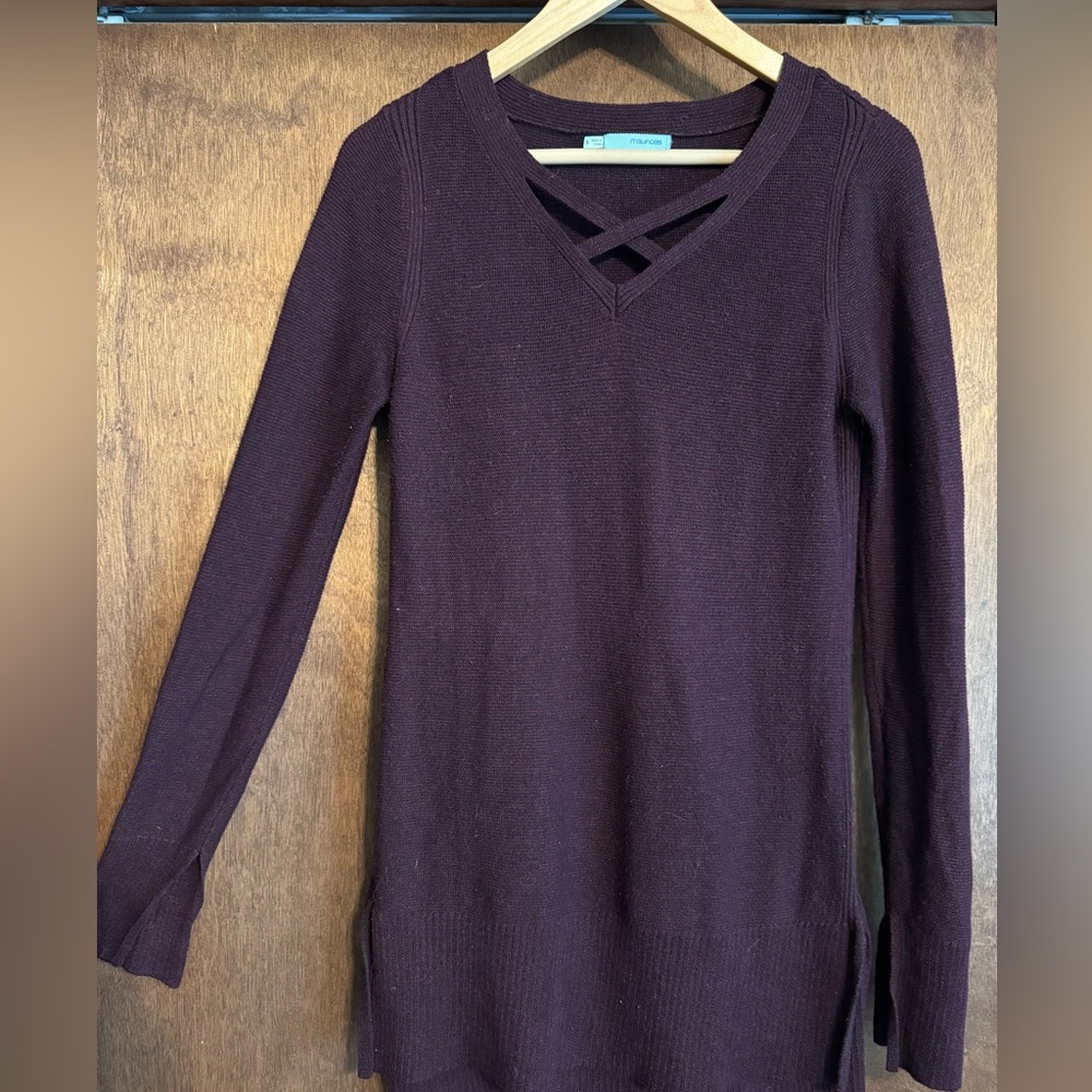 Women’s maurices size small sweater, maroon with crisscross detail